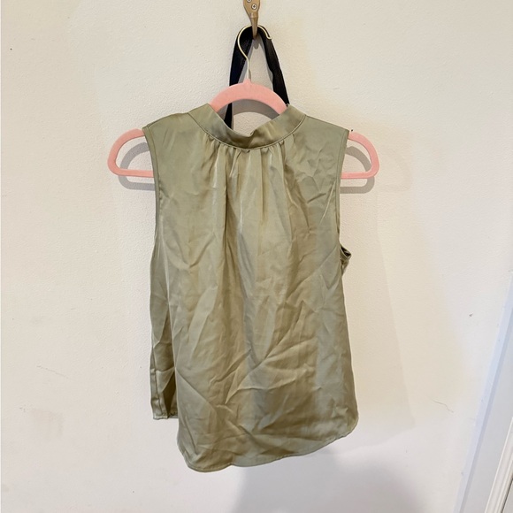 Elegant Olive Sleeveless Top - Picture 2 of 2